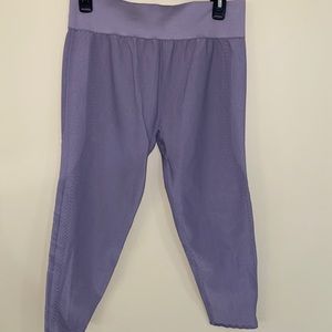 Fabletics purple crop leggings size 2XL